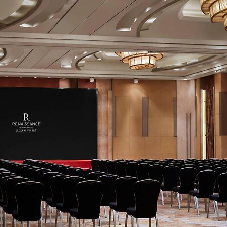 Renaissance Wuhan Hotel Zewnętrze zdjęcie