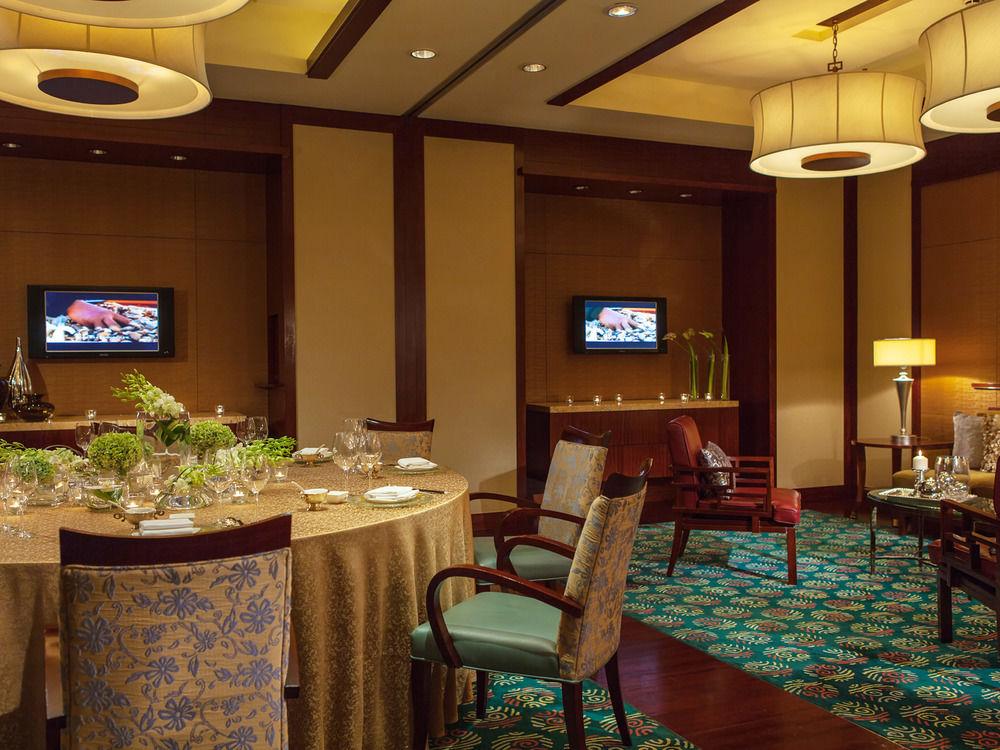 Renaissance Wuhan Hotel Zewnętrze zdjęcie