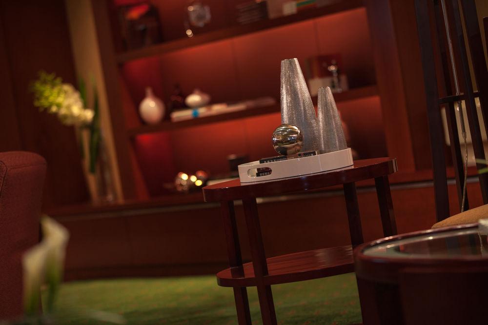 Renaissance Wuhan Hotel Zewnętrze zdjęcie