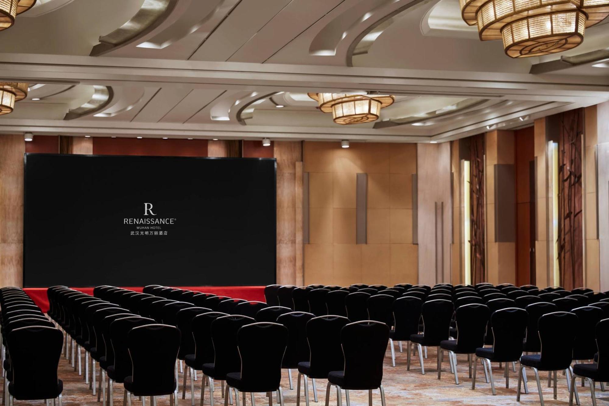 Renaissance Wuhan Hotel Zewnętrze zdjęcie