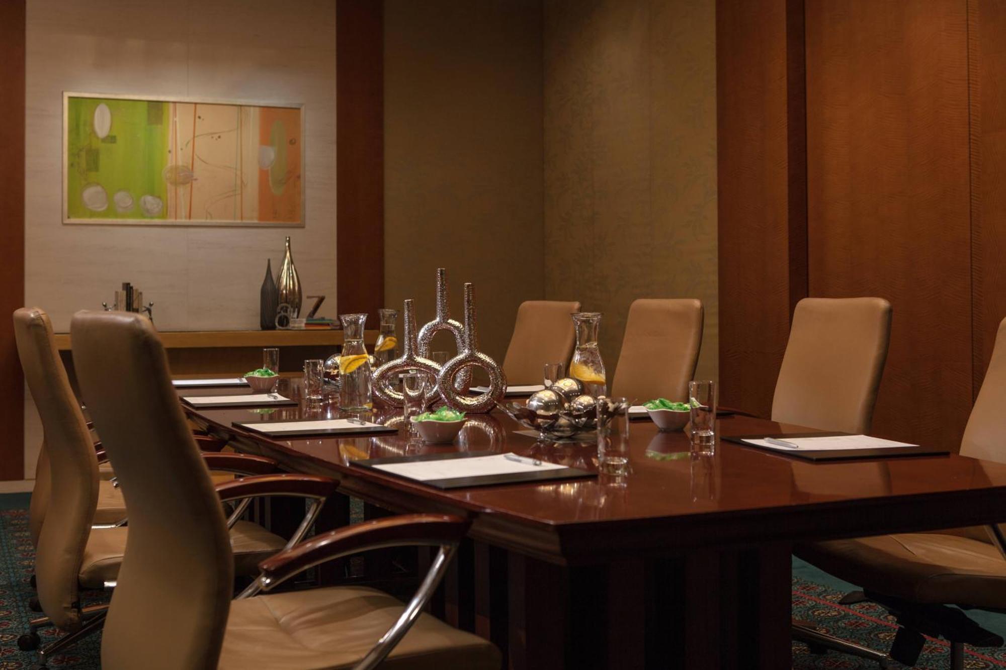 Renaissance Wuhan Hotel Zewnętrze zdjęcie