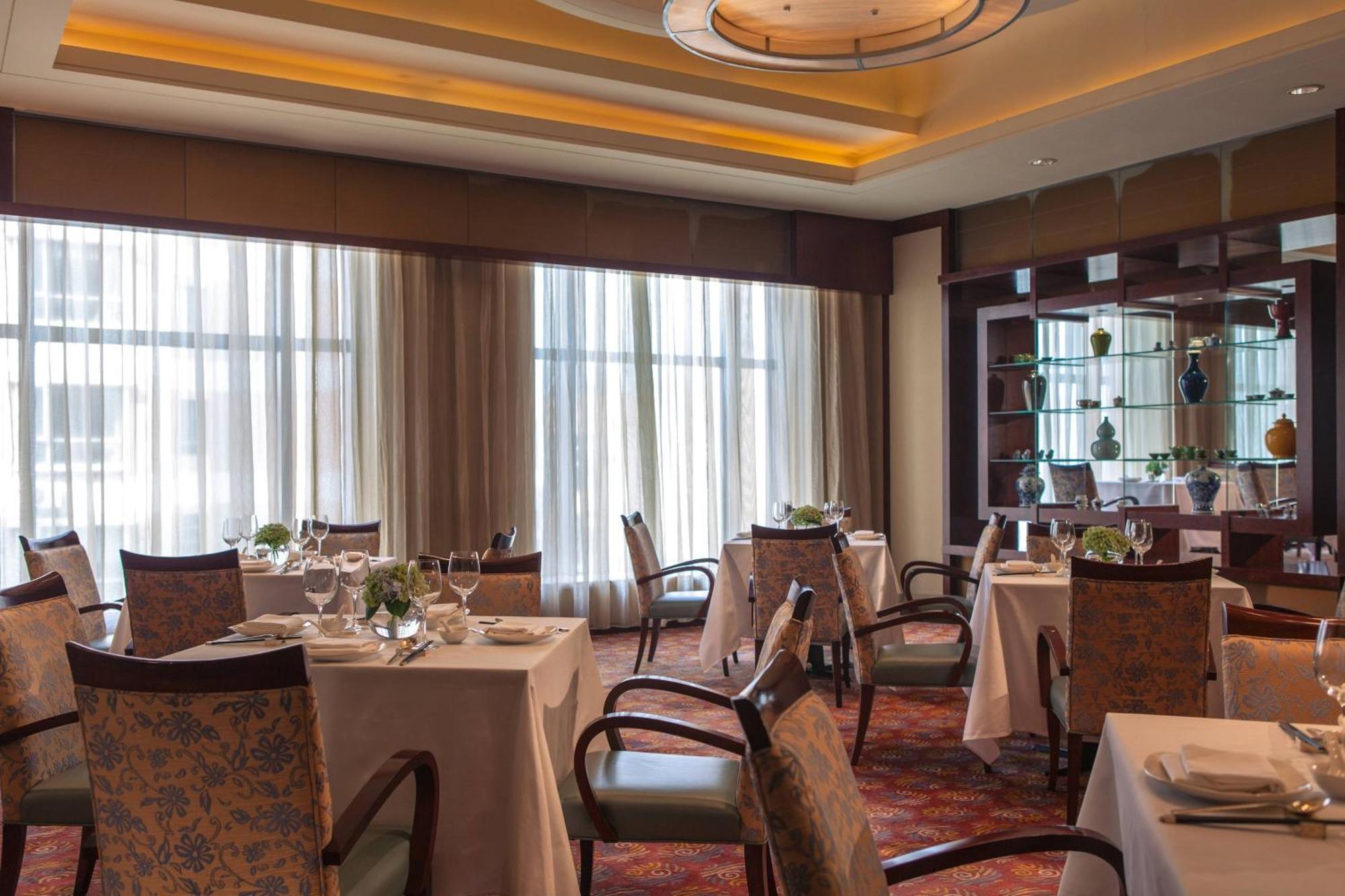 Renaissance Wuhan Hotel Zewnętrze zdjęcie