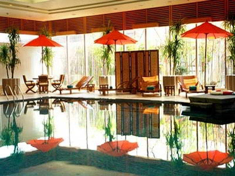 Renaissance Wuhan Hotel Zewnętrze zdjęcie